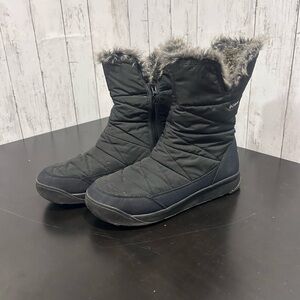 Columbia Womens Black Insulated Puffer Winter Boots with Faux Fur Collar Size 12